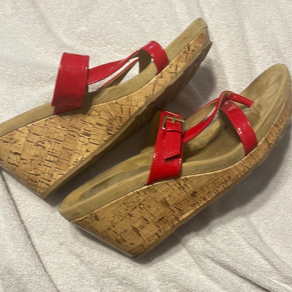 Tony little red nice sandals